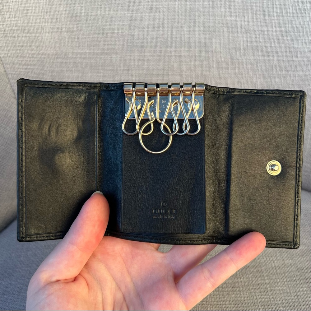 Gucci GG Leather Key Holder - Picture 4 of 6